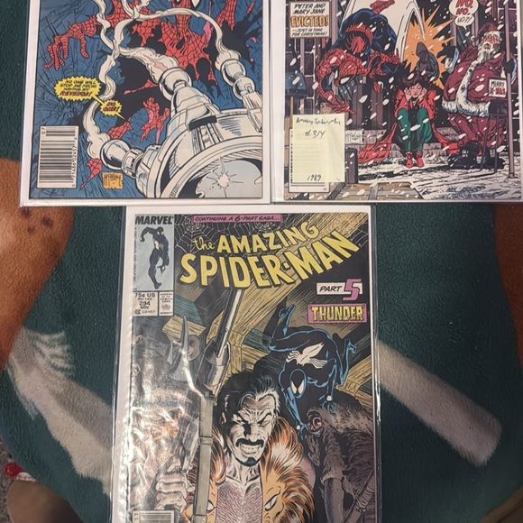 Spider-Man Comic Book Collection - Picture 2 of 3
